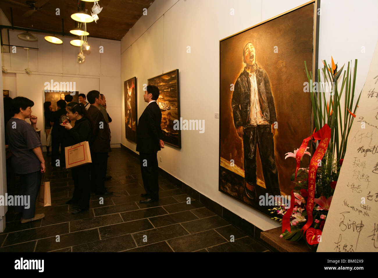 Vernissage Galleria d'arte, dipinti del pittore Duan Zhengqu Foto Stock
