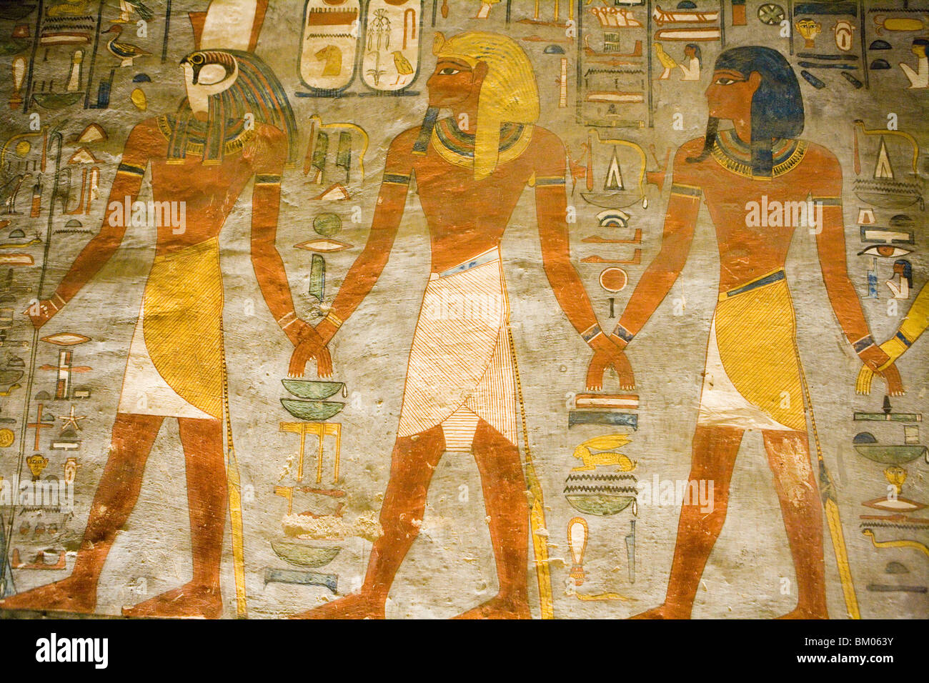Geroglifici sulla parete della tomba, Valle dei Re, nei pressi di Luxor, Egitto Foto Stock