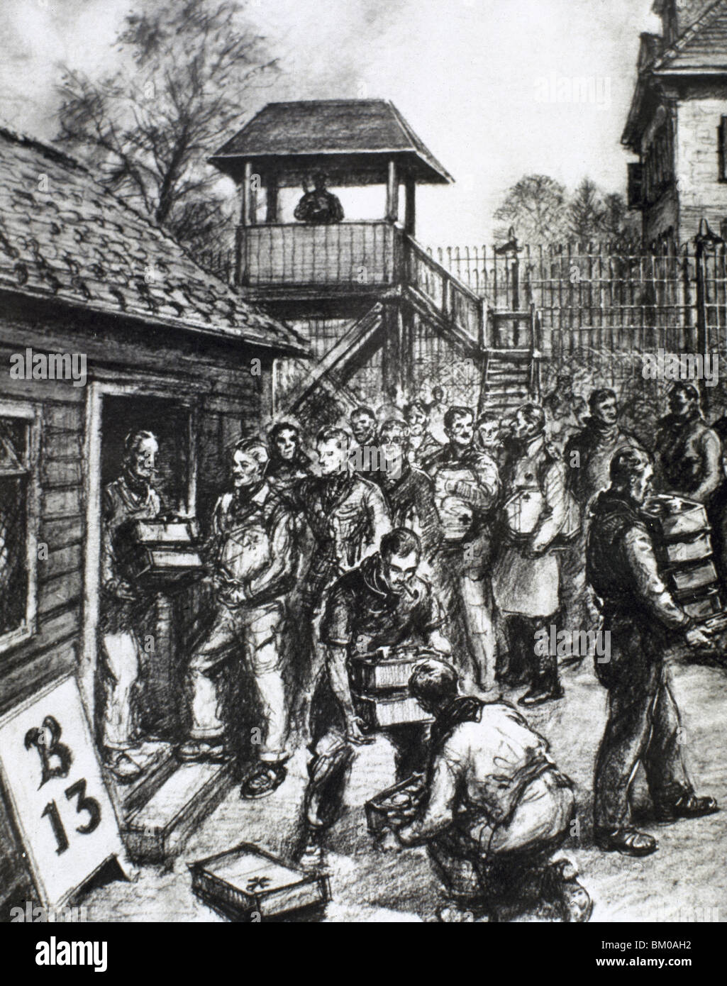 La II guerra mondiale (1939-1945). Soldati britannici imprigionato in un campo tedesco la ricezione di pacchetti della Croce Rossa, 1943. Disegno. Foto Stock