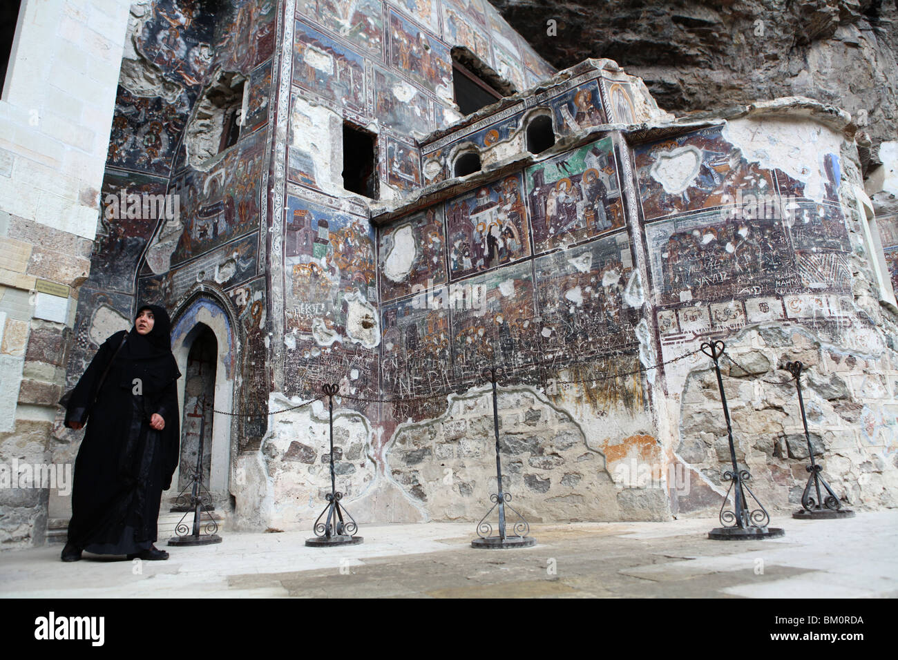 Viste della Sumela monastero o Meryem Ana (vergine) nel Zigana montagne, vicino a Trabzon in Turchia orientale. Foto Stock