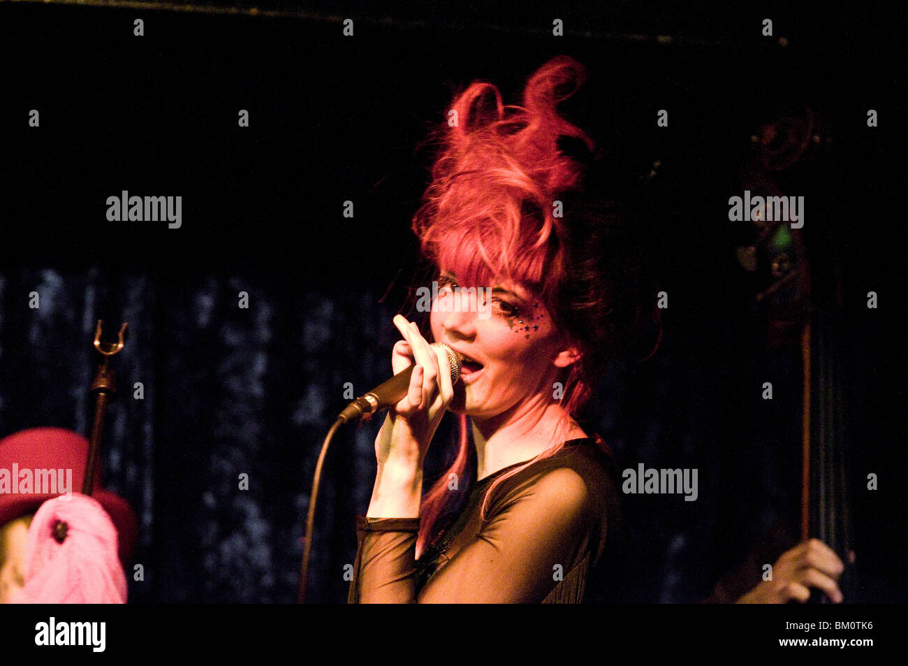 Gabby giovani e altri animali, Jazz Cafe, Londra Foto Stock