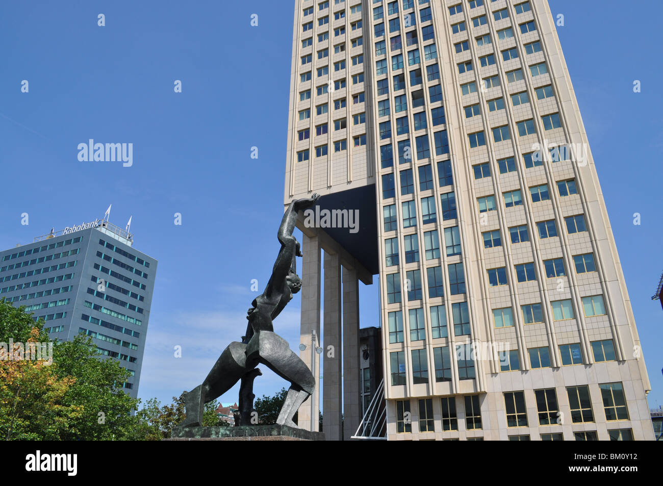 Statua di supportare un edificio Foto Stock