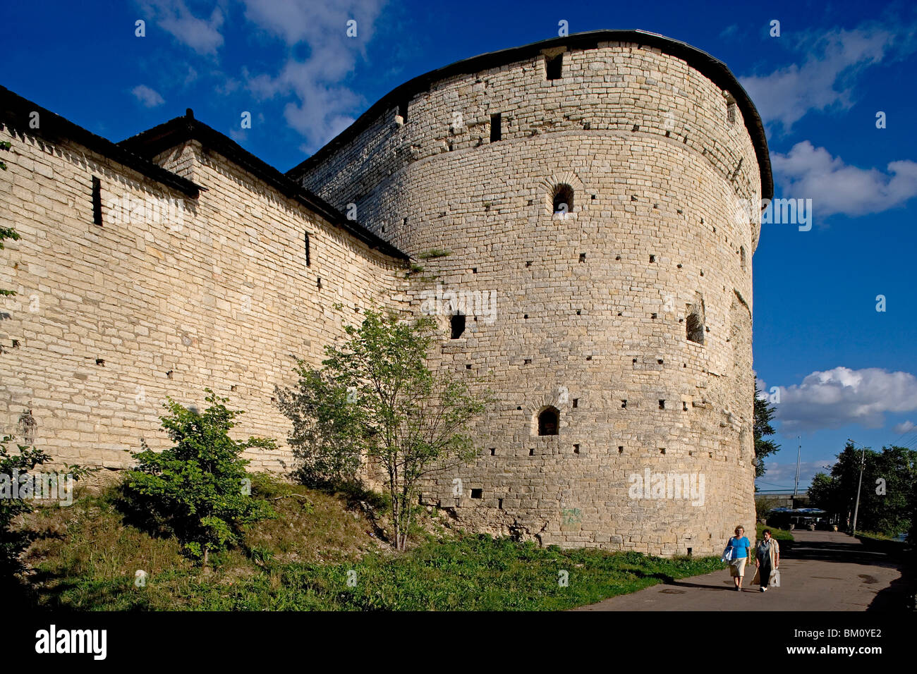 La Russia,Pskov,Torre Pokrovskaia,16-17 secolo Foto Stock