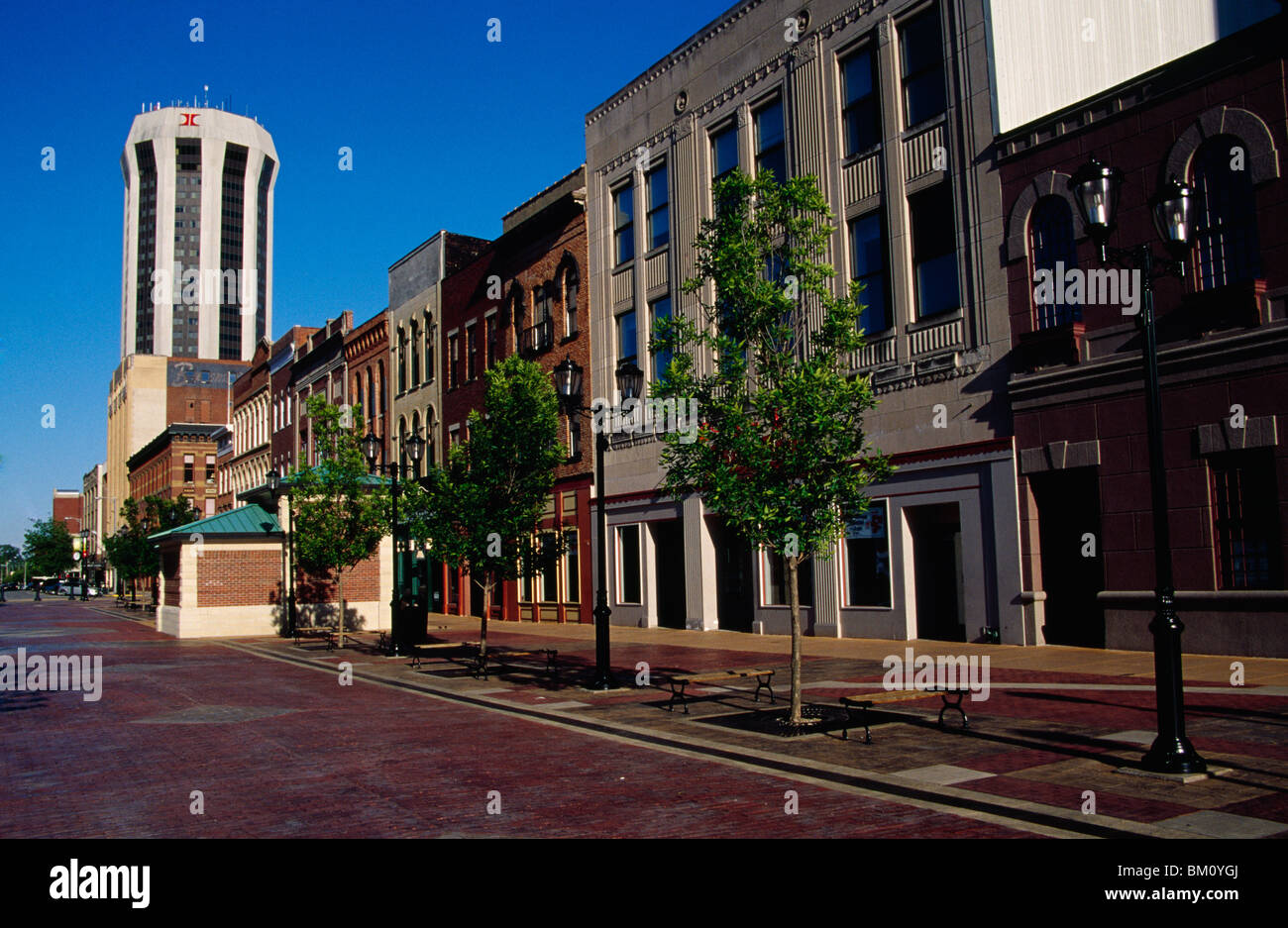 Edifici ad una piazza cittadina, Old State Capitol Plaza, Springfield, Illinois, Stati Uniti d'America Foto Stock