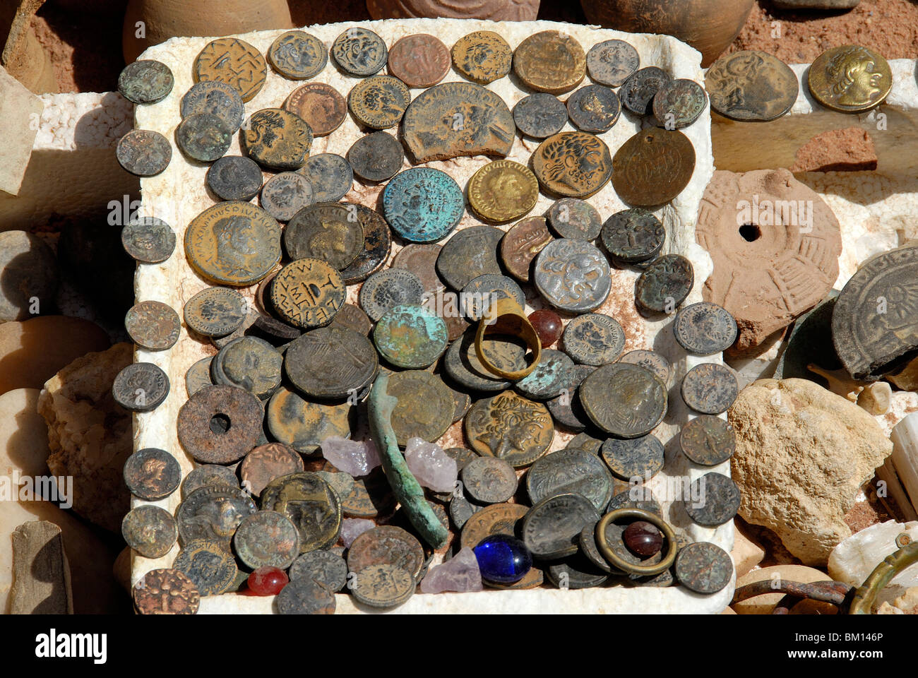 Fake monete antiche, Giordania, Medio Oriente Foto Stock