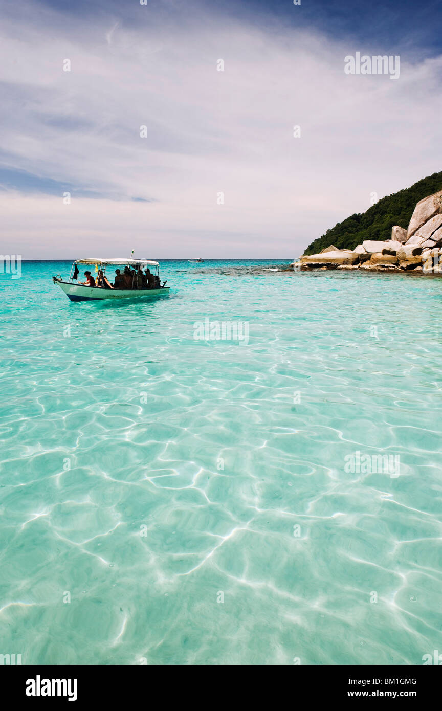 Gita in barca nelle isole Perhentian, Stato di Terengganu, Malaysia, Asia sud-orientale, Asia Foto Stock