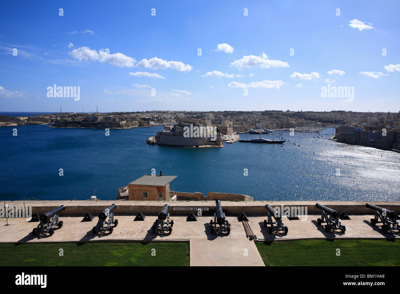 Una vista del Grand Harbour dalla tomaia Barracca Gardens Foto Stock