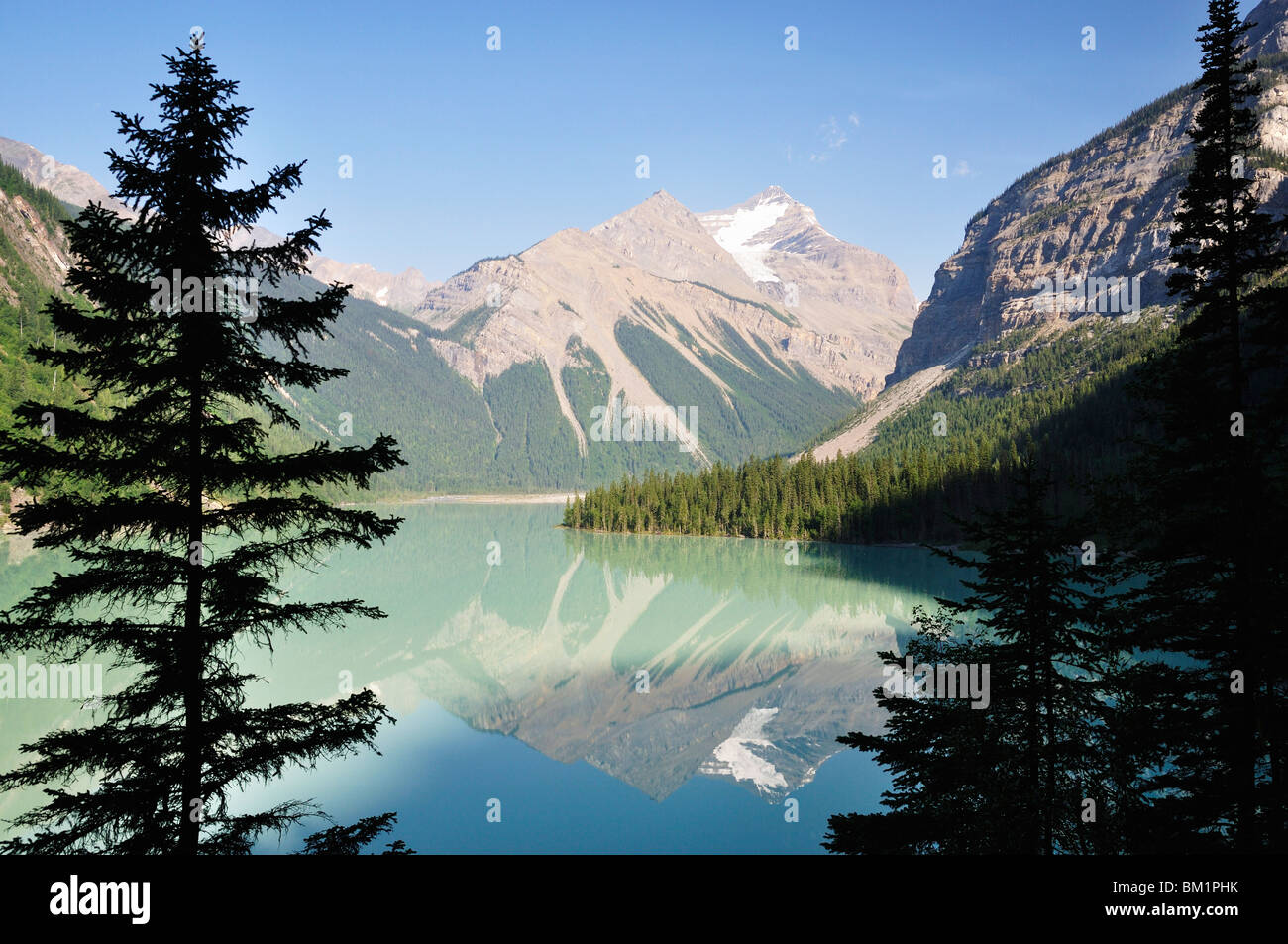 Kinney lago e montagna Whitehorn, Monte Robson Provincial Park, British Columbia, Canada, America del Nord Foto Stock