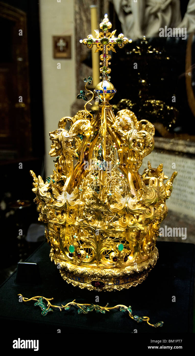 Corona d'oro di Maria 1843 Marolles Marollen Eglise de la Chapelle Kapelle kerk Bruxelles Foto Stock