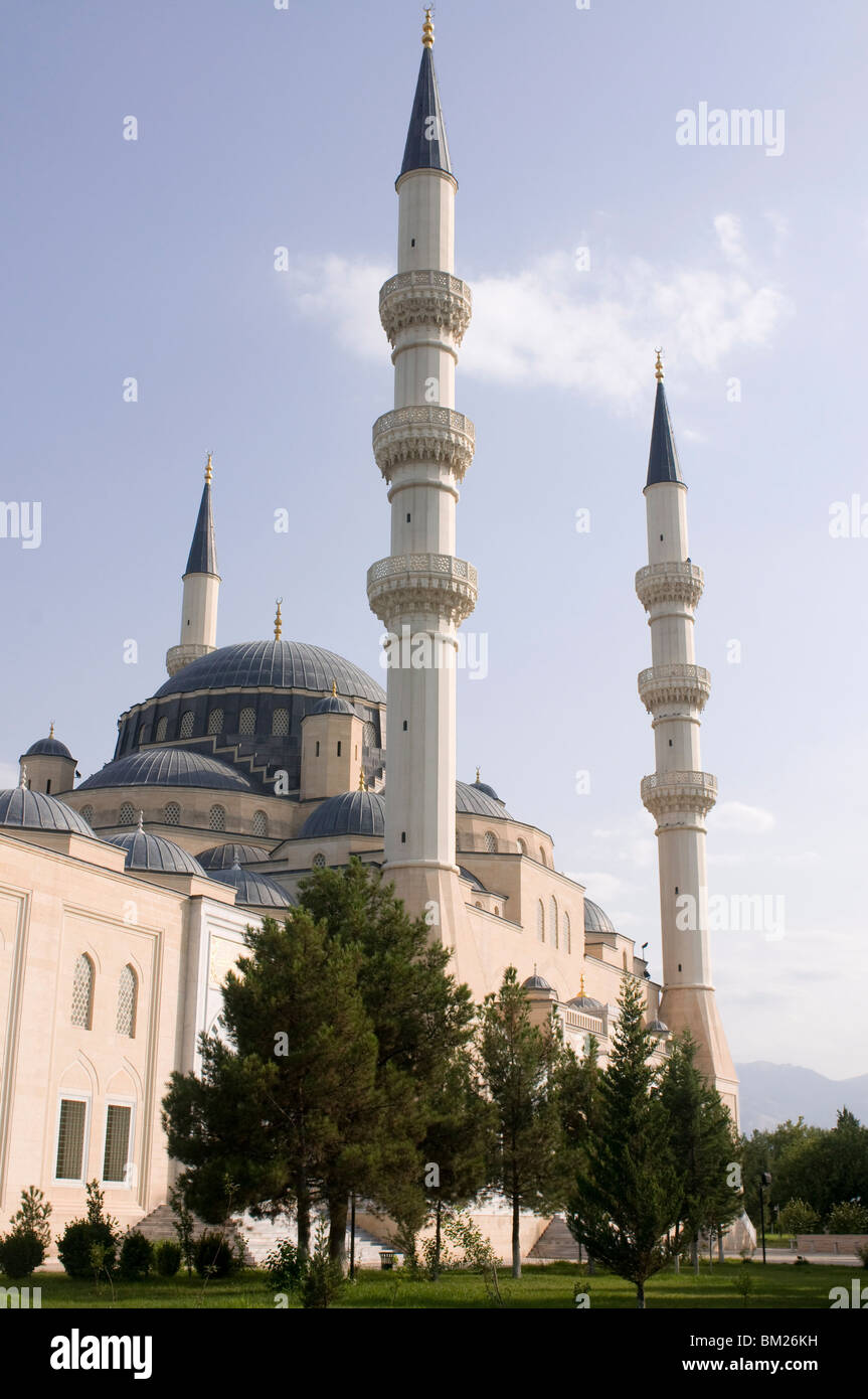 La Moschea Azadi, Ashgabad, del Turkmenistan, dell'Asia centrale Foto Stock