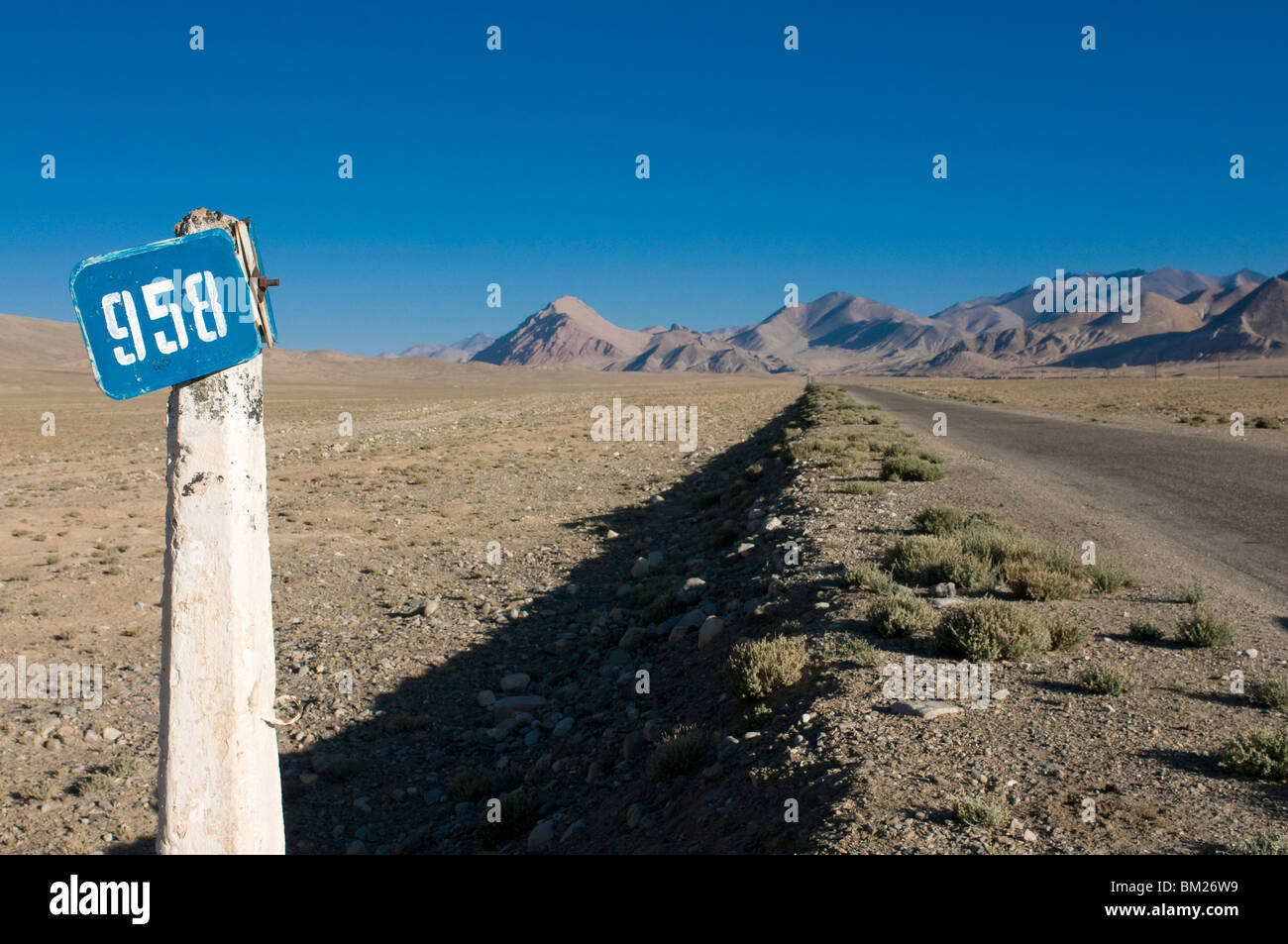 La Pamir highway, il Pamirs, in Tagikistan, in Asia centrale Foto Stock