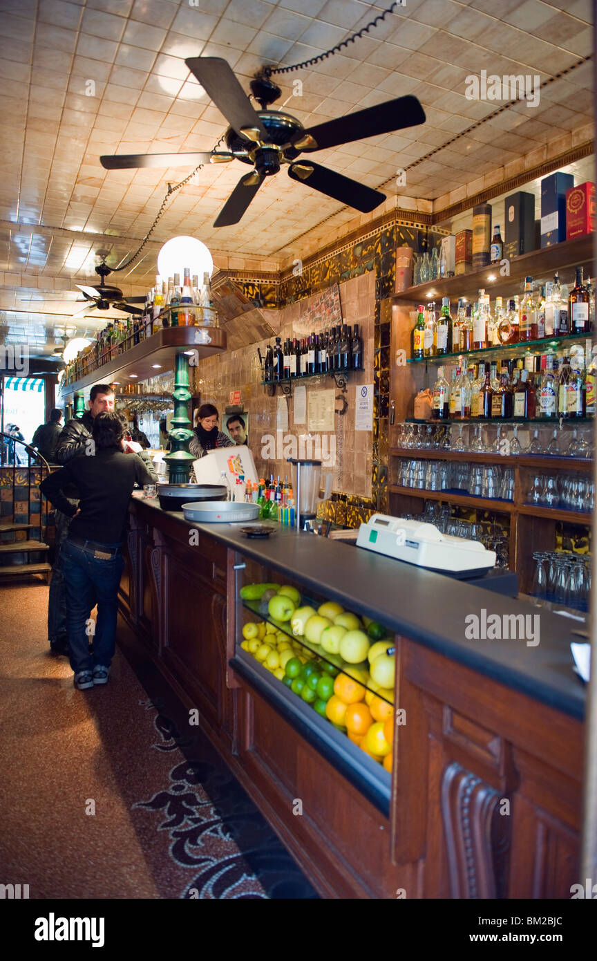 Bar locale, Genova (Genova), Liguria, Italia Foto Stock