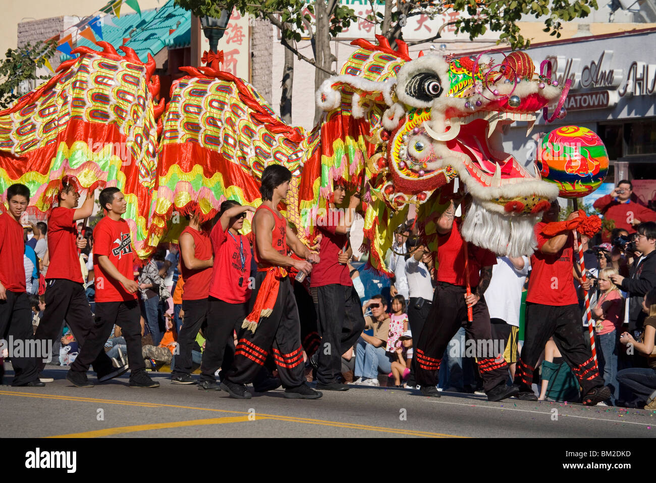 Golden Dragon Parade, Nuovo Anno Cinese Festival, Chinatown, Los Angeles, California, Stati Uniti d'America Foto Stock
