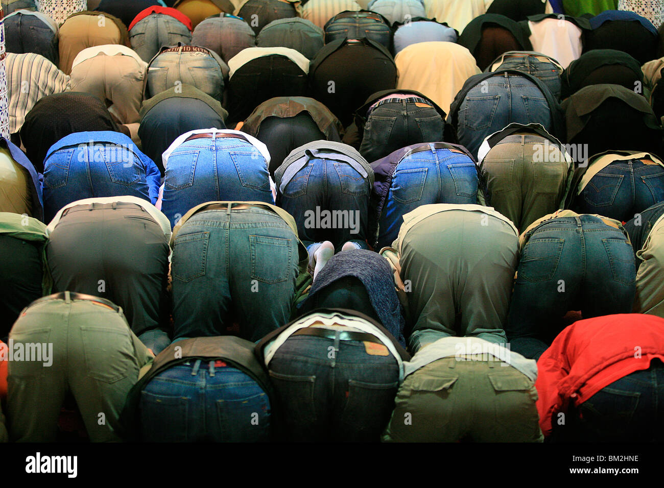 La preghiera del Venerdì nella moschea di Bordeaux, Bordeaux, Gironde, Francia Foto Stock