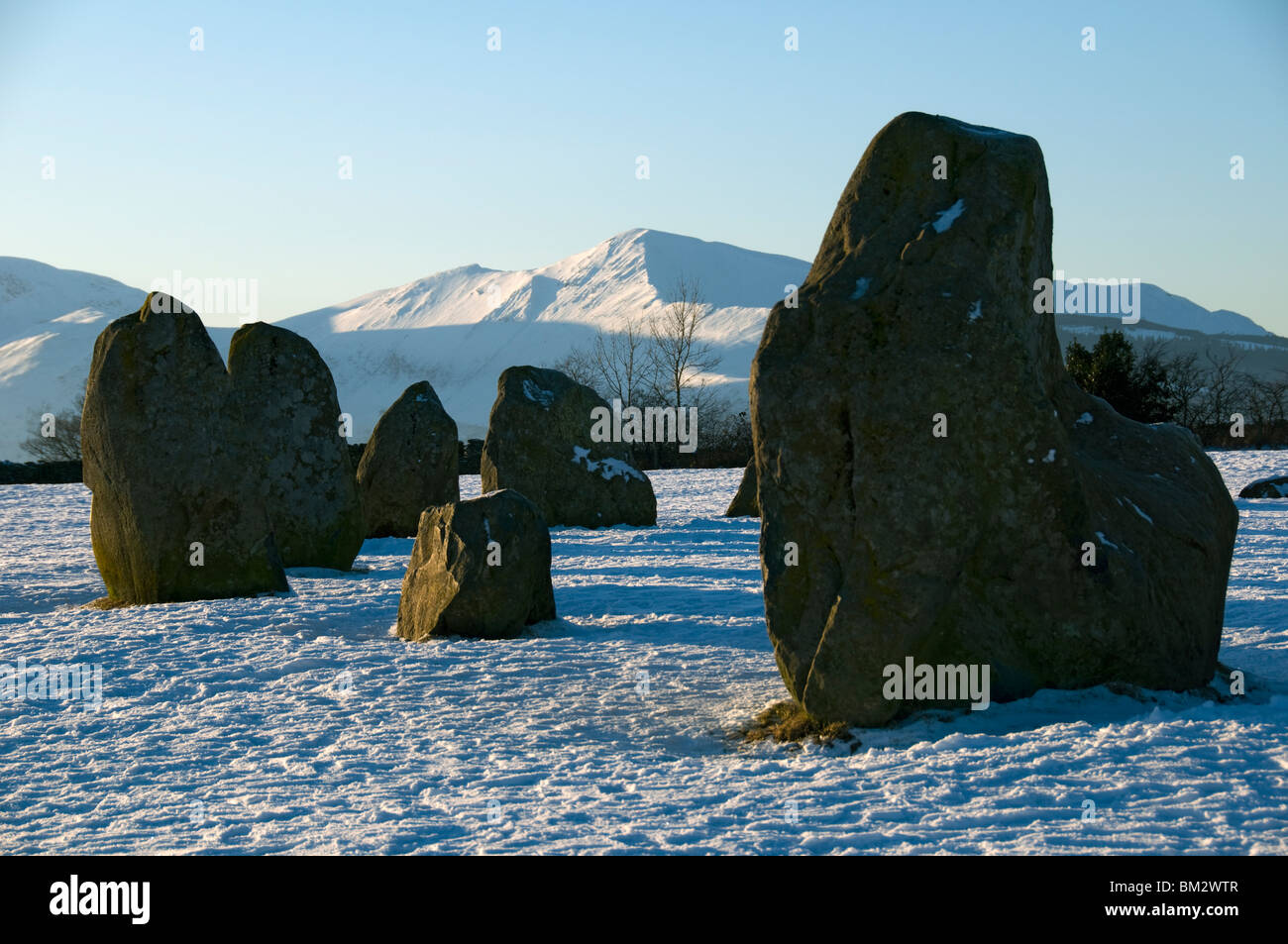 Castrlerigg Stone Circle in inverno, Lake District, Cumbria, Inghilterra, Regno Unito. Foto Stock