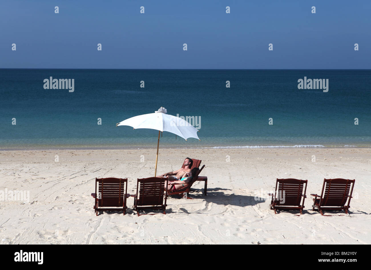 Long Beach o Phra Ae sulla spiaggia di Ko Lanta nella provincia di Krabi del sud della Thailandia. Foto Stock