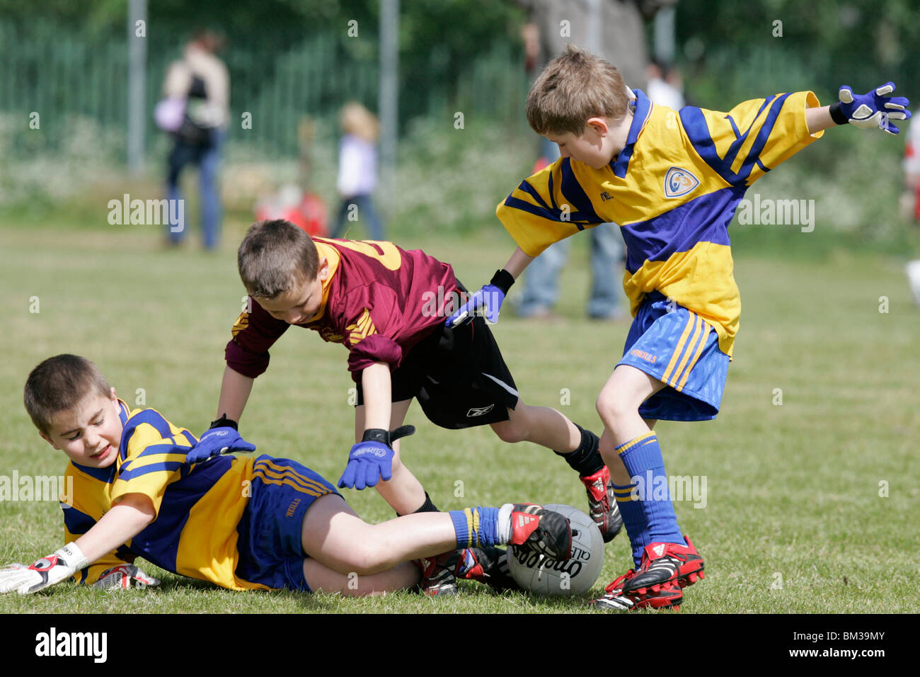Azione da belfast junior gaa scolari Irish Football Tournament Foto Stock