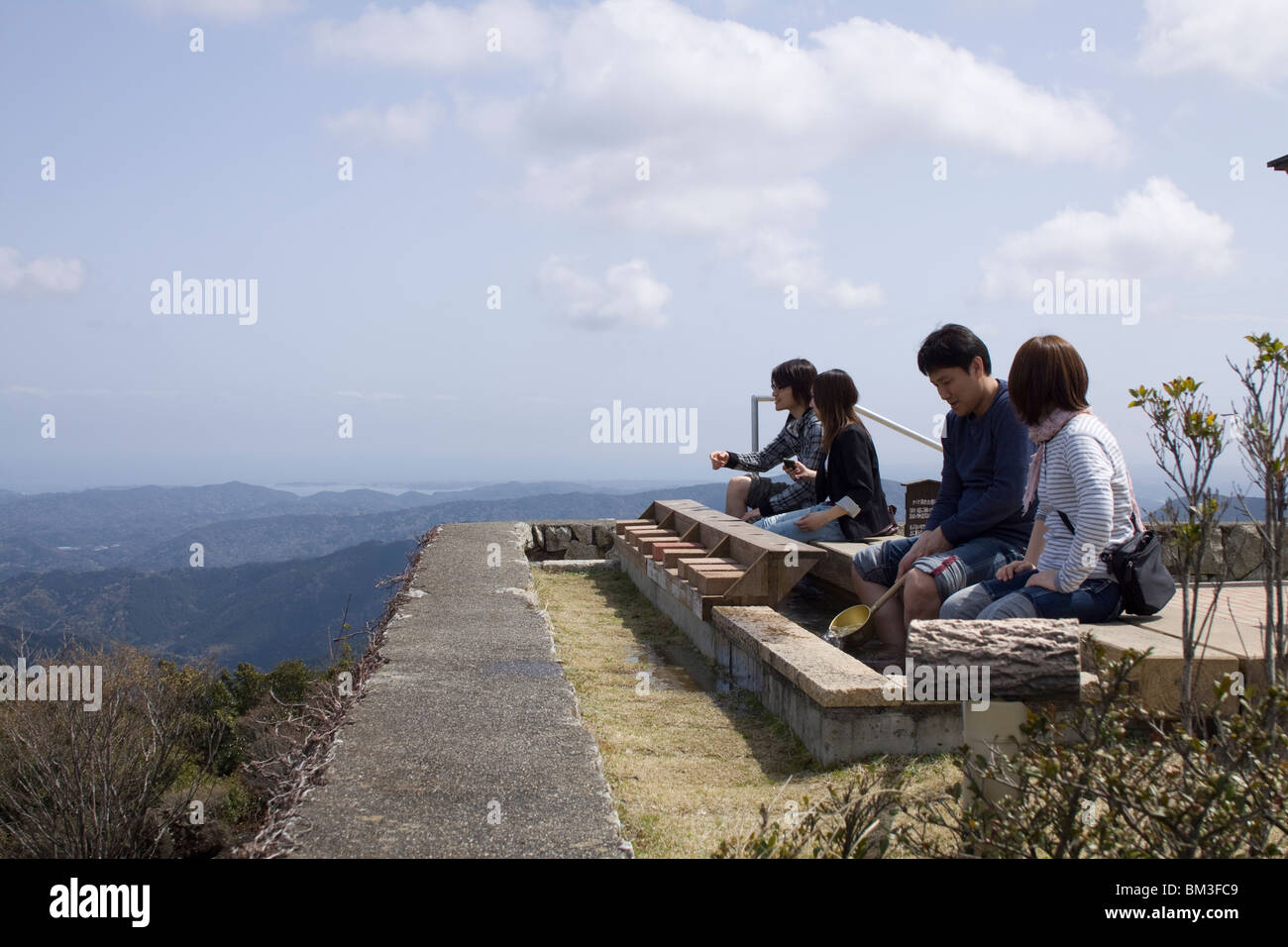 Mountain top outdoor footbaths in Giappone, Asia. Foto Stock