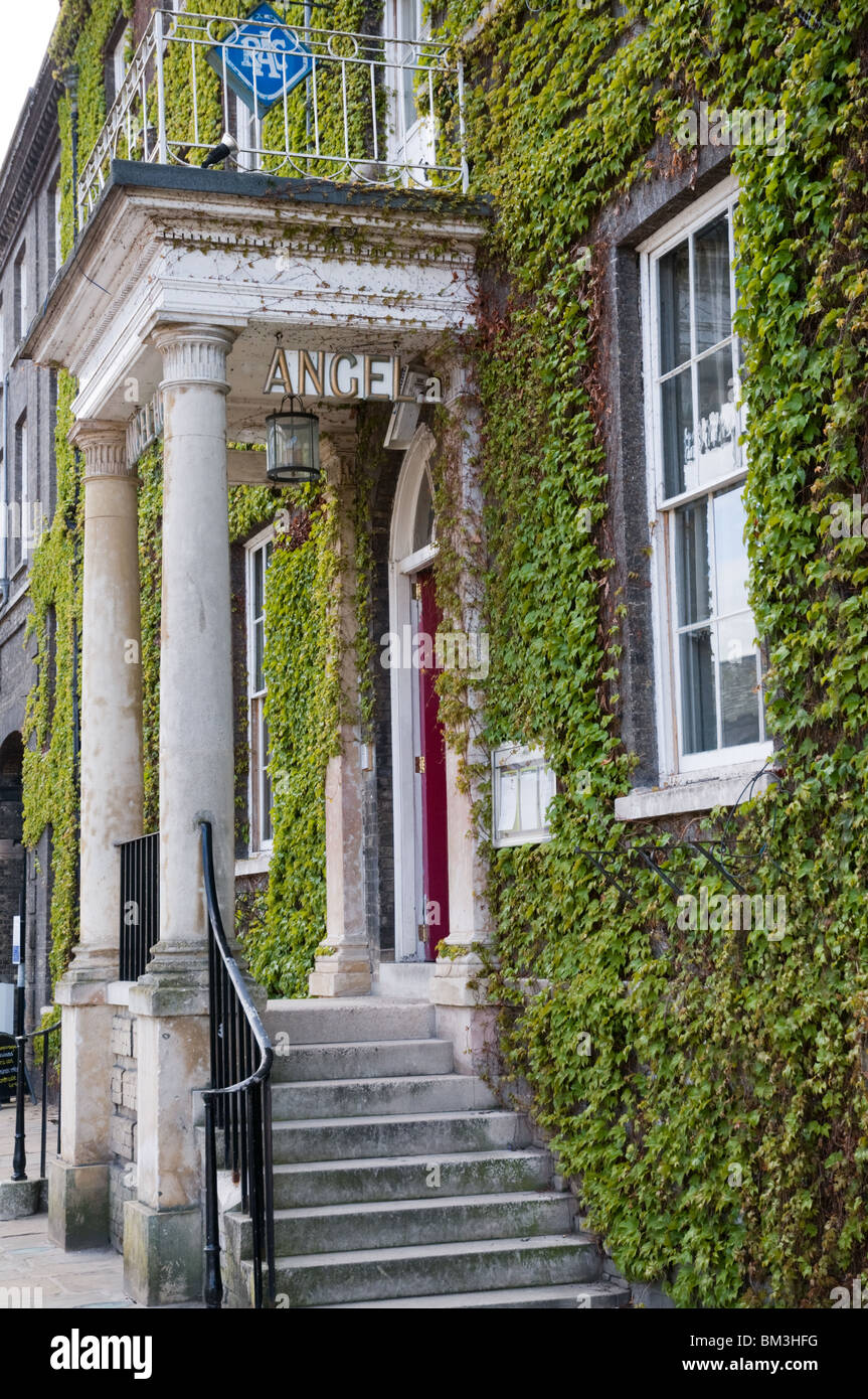 Vista del Angel Hotel, Bury St Edmunds, Suffolk, Regno Unito Foto Stock