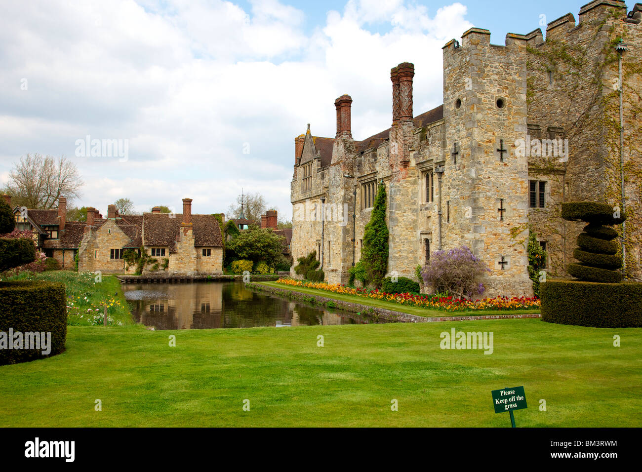 Il castello di Hever Castle nel Kent, Regno Unito in primavera Foto Stock