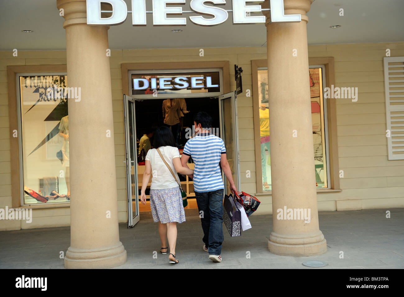 Negozio Diesel a Pechino Scitech Premium Outlet Mall a Pechino in Cina. 15-Maggio-2010 Foto Stock