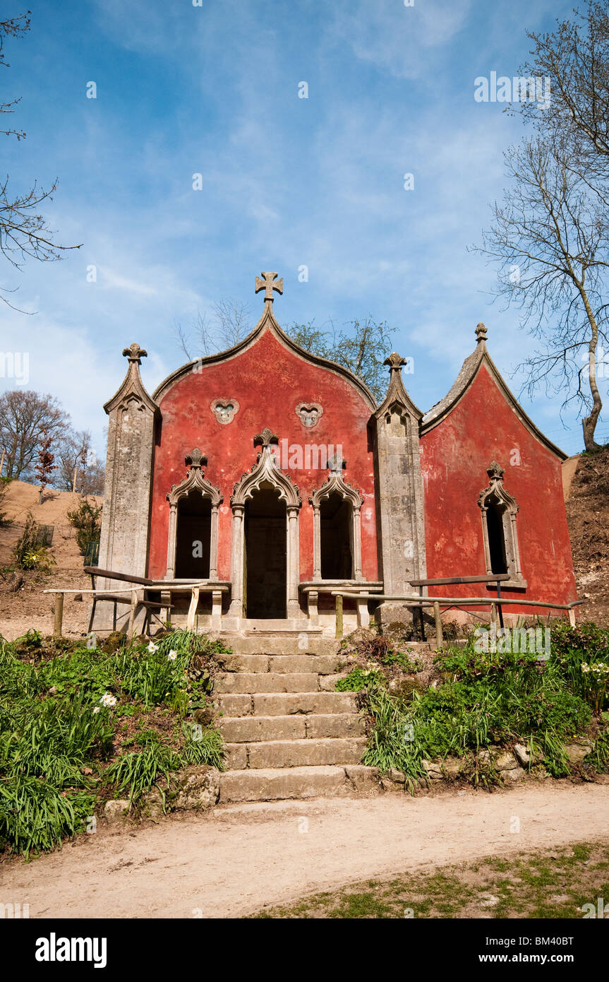 Il recentemente ristrutturato Casa Rossa a Painswick Giardino rococò in Cotswolds Foto Stock