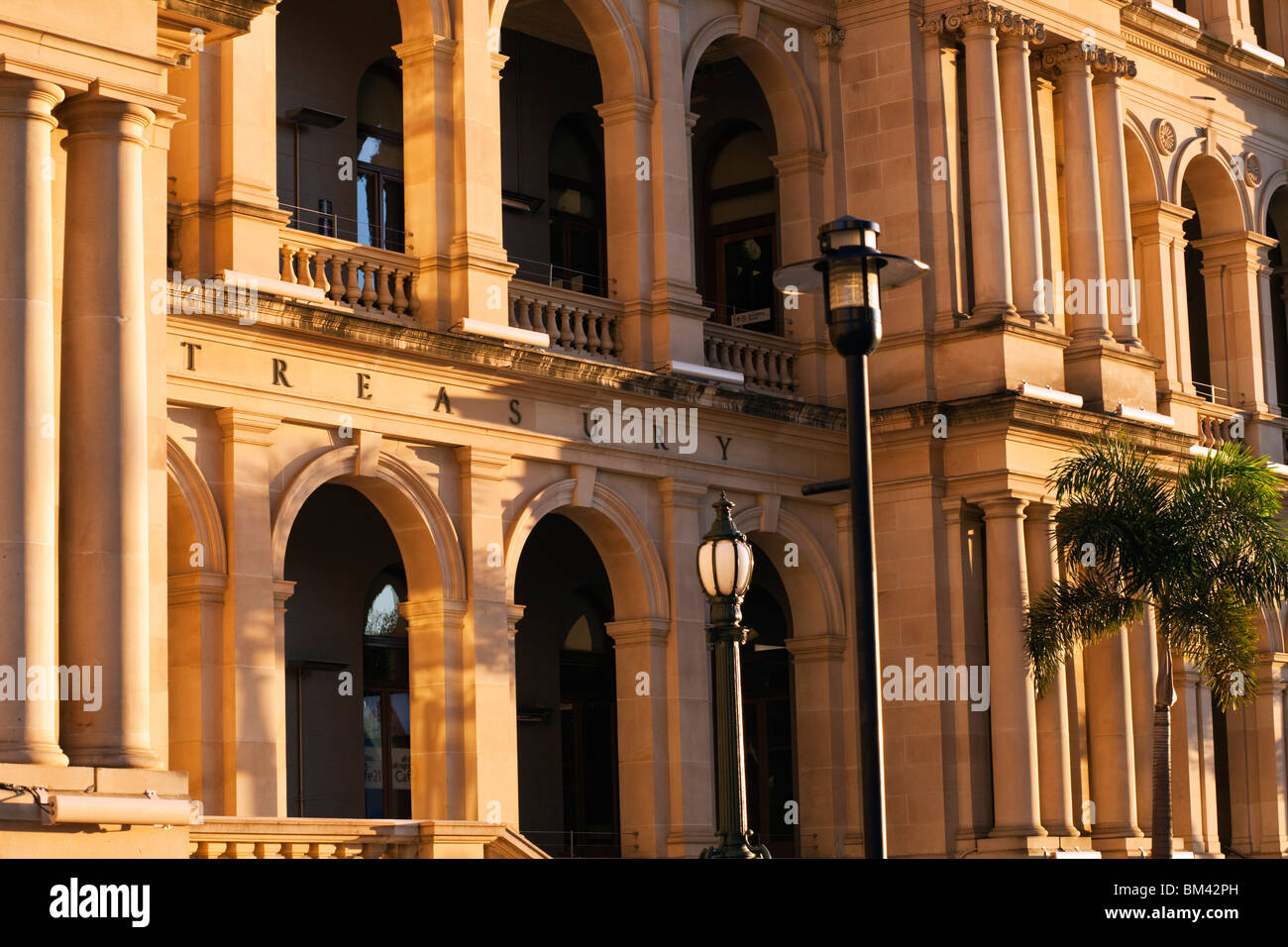 Il Ministero del Tesoro, alloggiamento il Conrad Treasury Casino. Brisbane, Queensland, Australia Foto Stock