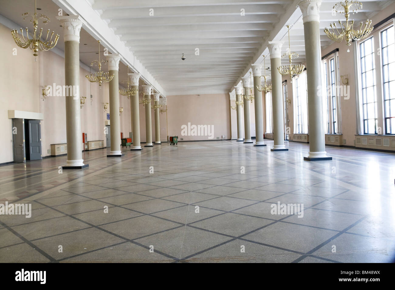 Interno di una sala espositiva Foto Stock