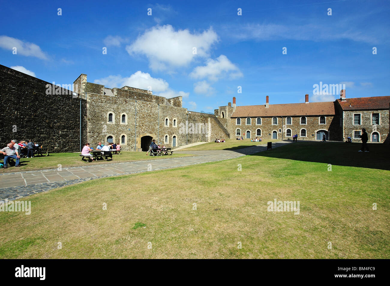Castello di mantenere bailey interna Dover Kent REGNO UNITO Foto Stock