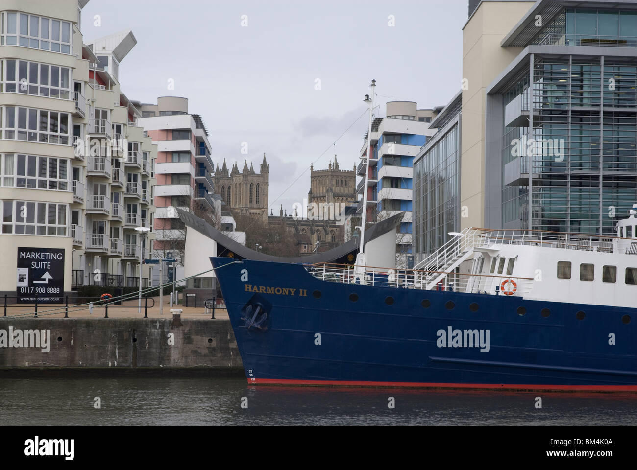 Nuovi edifici rigenerato Bristol Docks Foto Stock