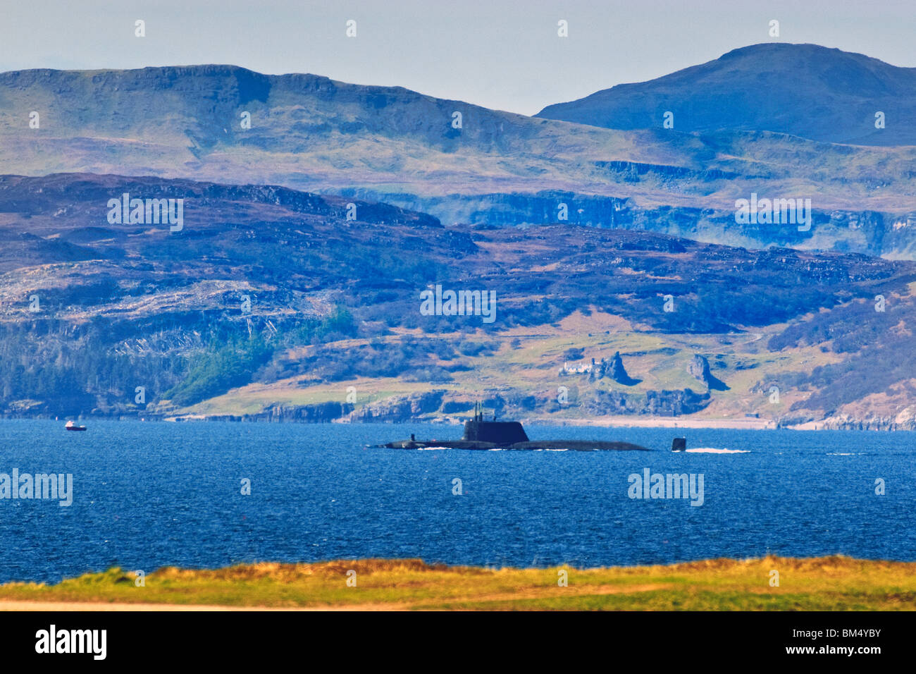 La British Royal Navy submarine sul suono interno nei pressi di Applecross Wester Ross Scozia West coast Highlands Gran Bretagna Regno Unito 2010 Foto Stock