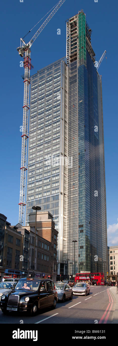Heron Tower (110 Bishopsgate) in costruzione nella città di Londra Foto Stock