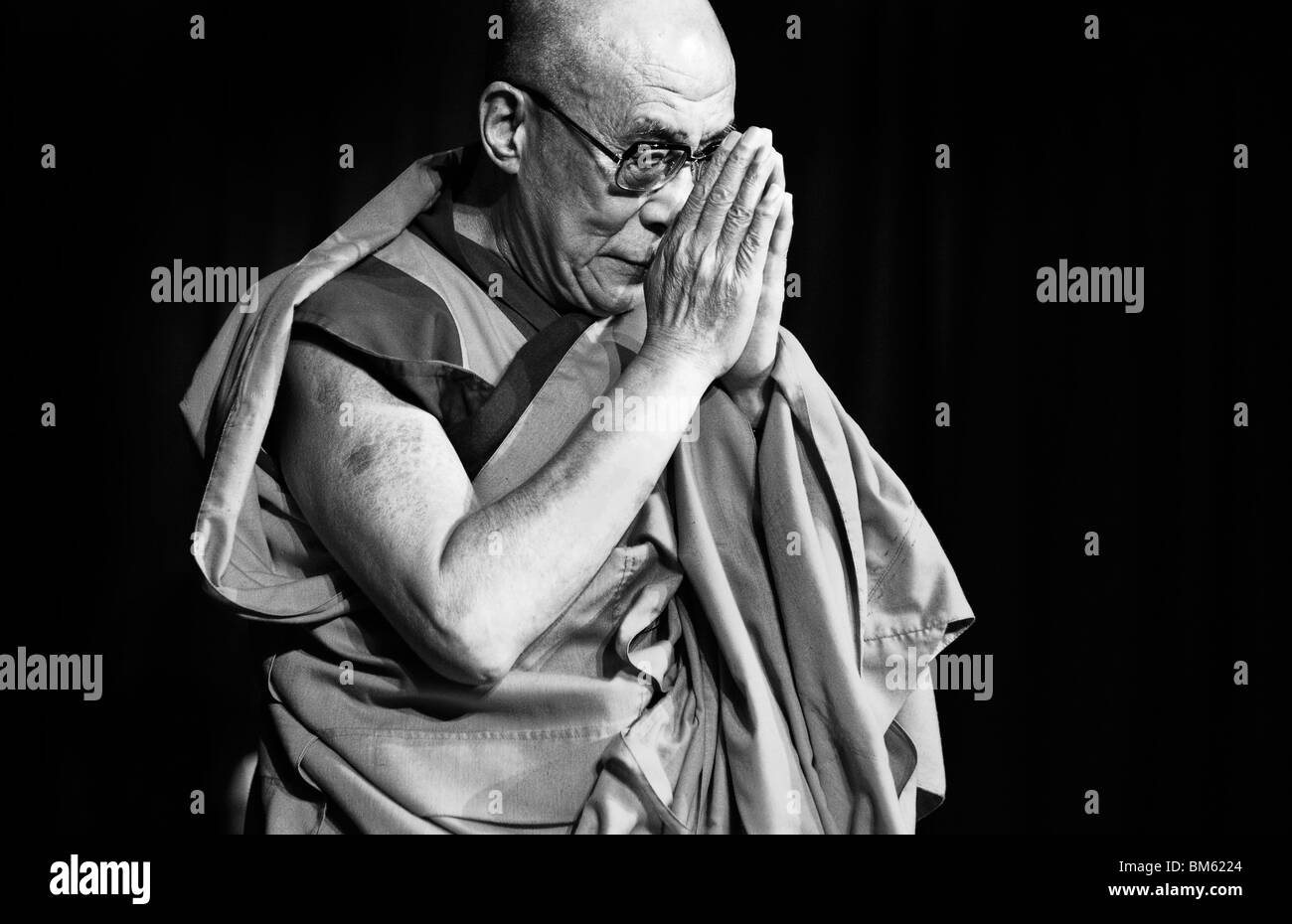 Il XIV Dalai Lama del Tibet è apparso al Radio City Music Hall di New York per una serie di spirituale buddista insegnamenti. Foto Stock