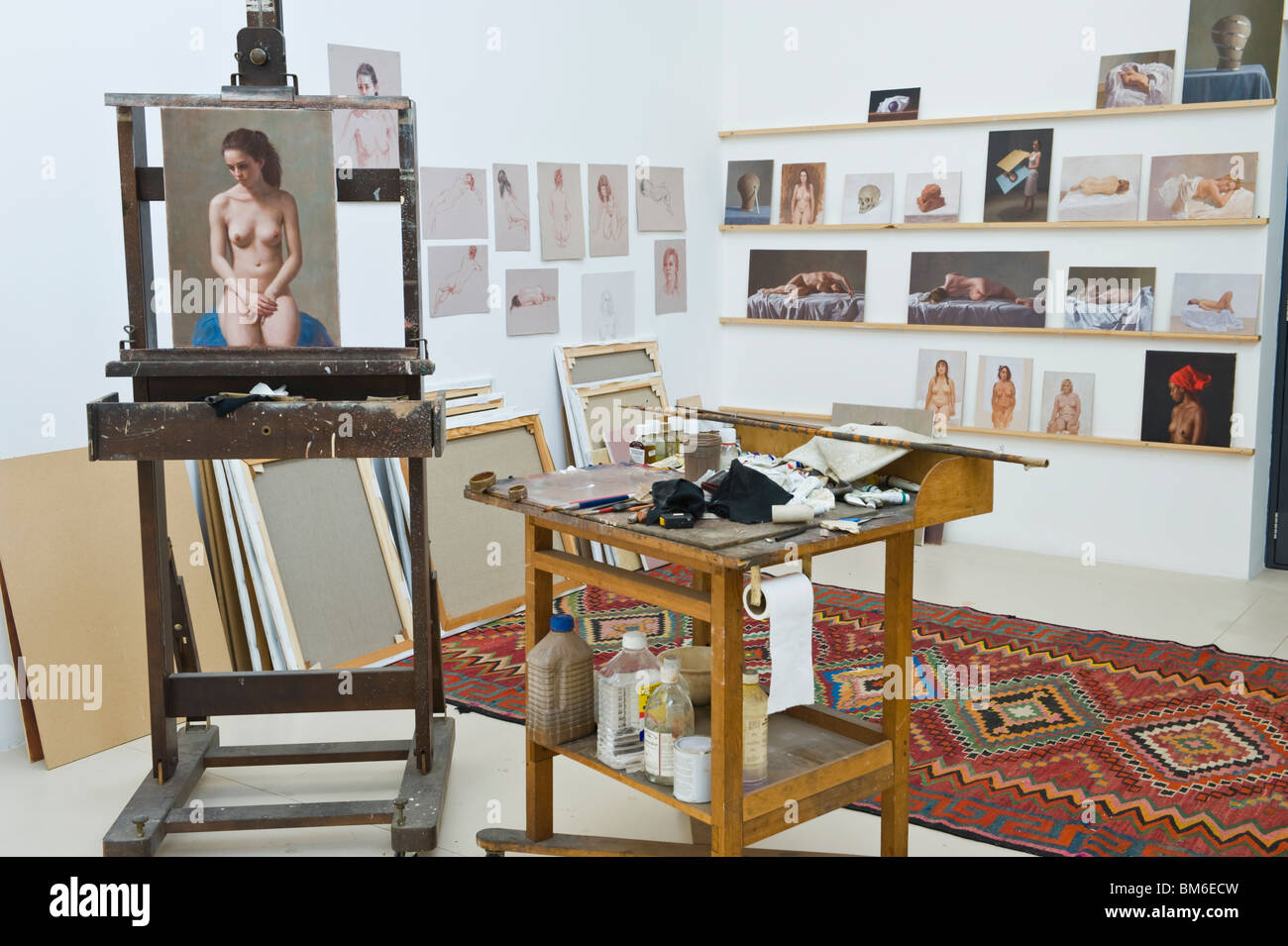 Studio di Cardiff di scozzesi nato artista Harry Holland riconosciuto come uno di Gran Bretagna migliori pittori figurativi Foto Stock