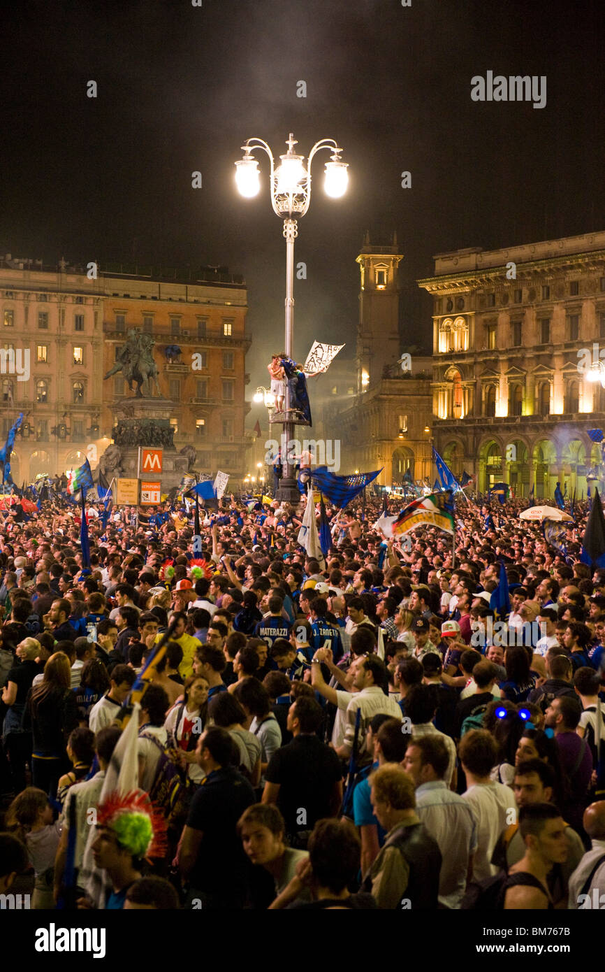 Il calcio finale mach Champions League Inter-Bayern Munchen, la piazza del Duomo di Milano, Italia, 22.05.2010 Foto Stock