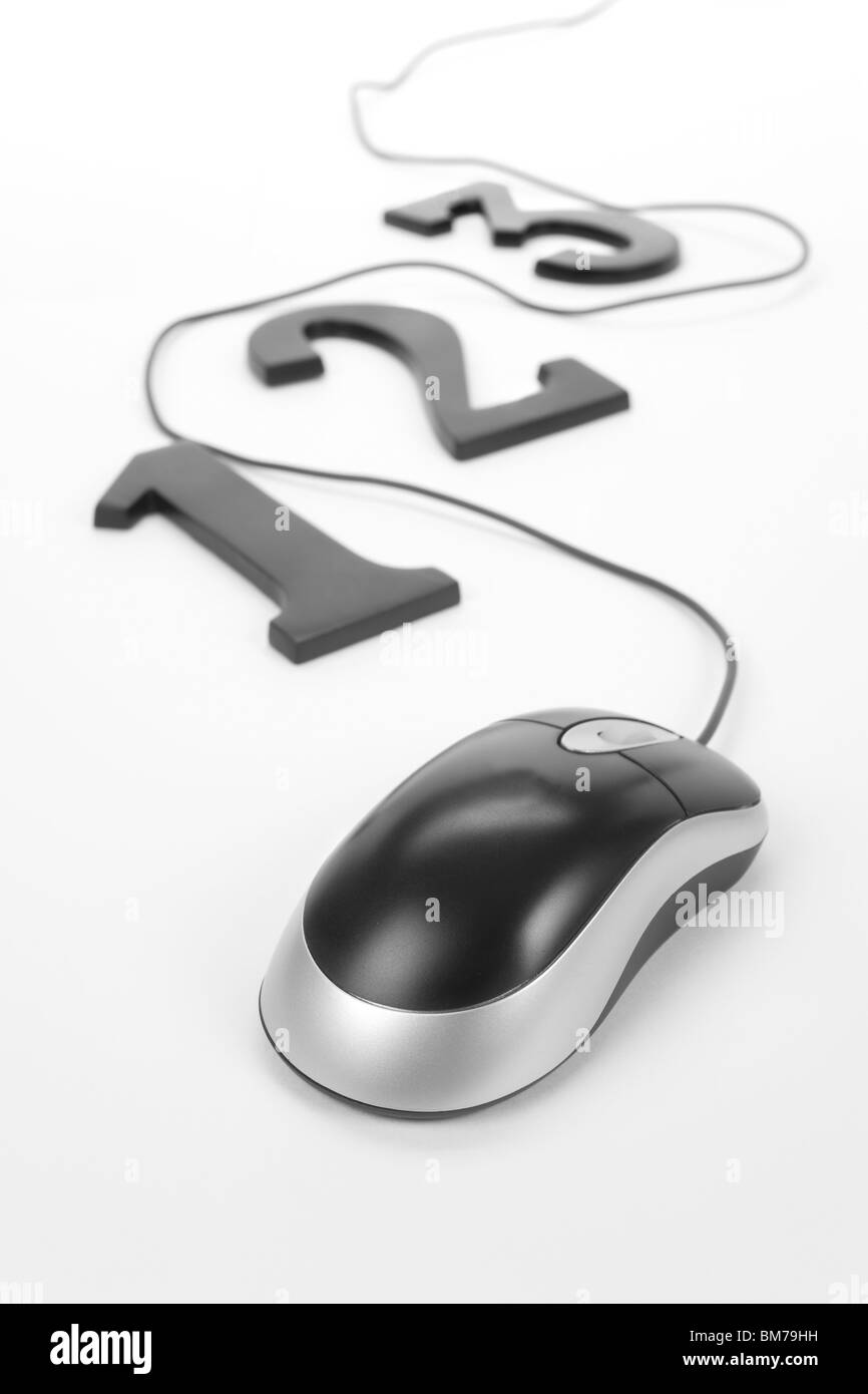 Numero 123 e il mouse del computer, il concetto di facilità di apprendimento Foto Stock