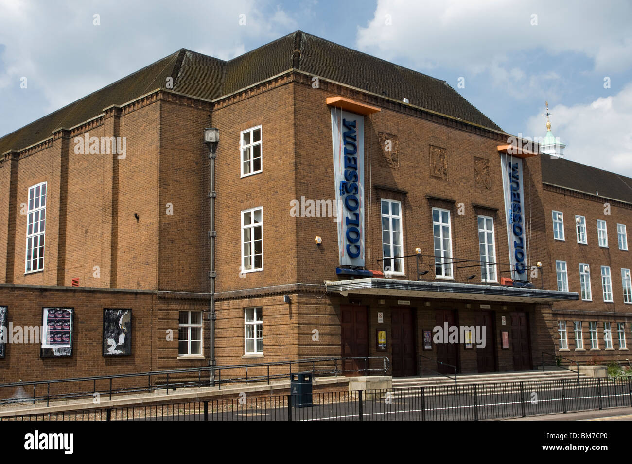 Il Colosseo, Watford, Regno Unito Foto Stock