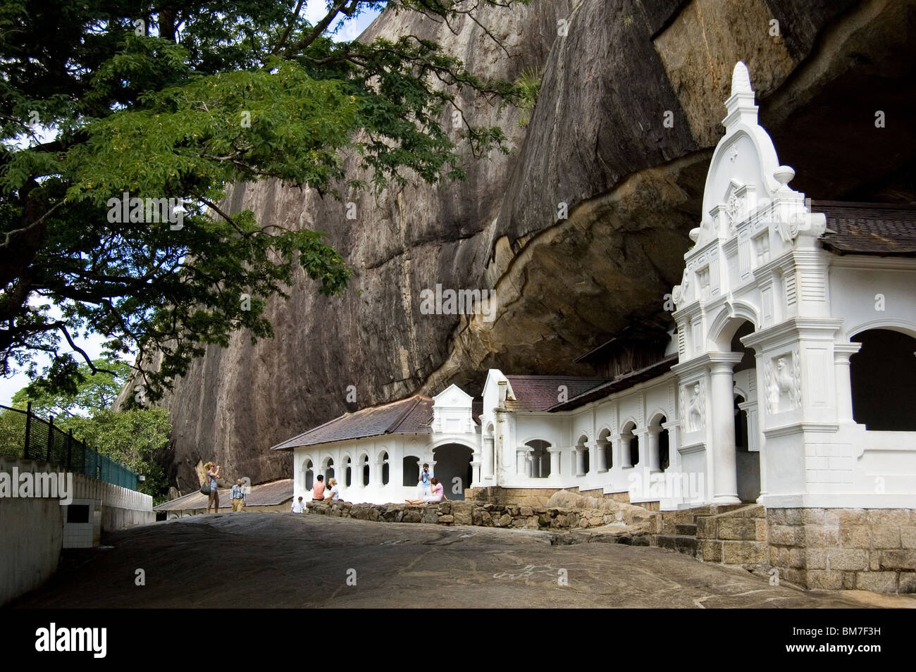 Sri Lanka : Dambulla Grotta monastero (conosciuto anche come Tempio d'Oro di Dambulla) Foto Stock