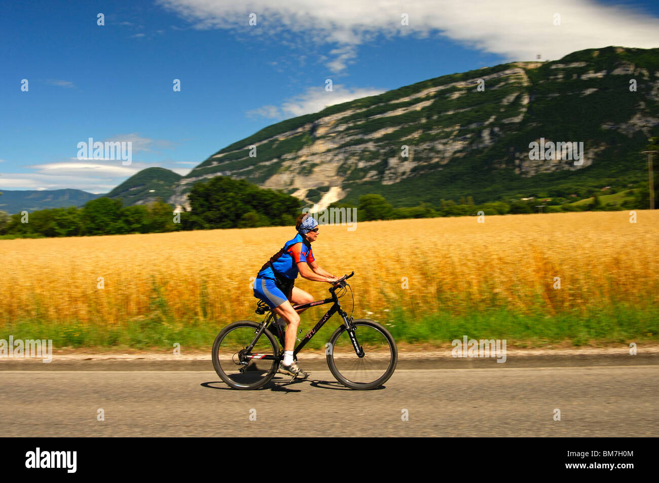 Alta Savoia dipartimento (Alta Savoia) (74) : ciclista Foto Stock