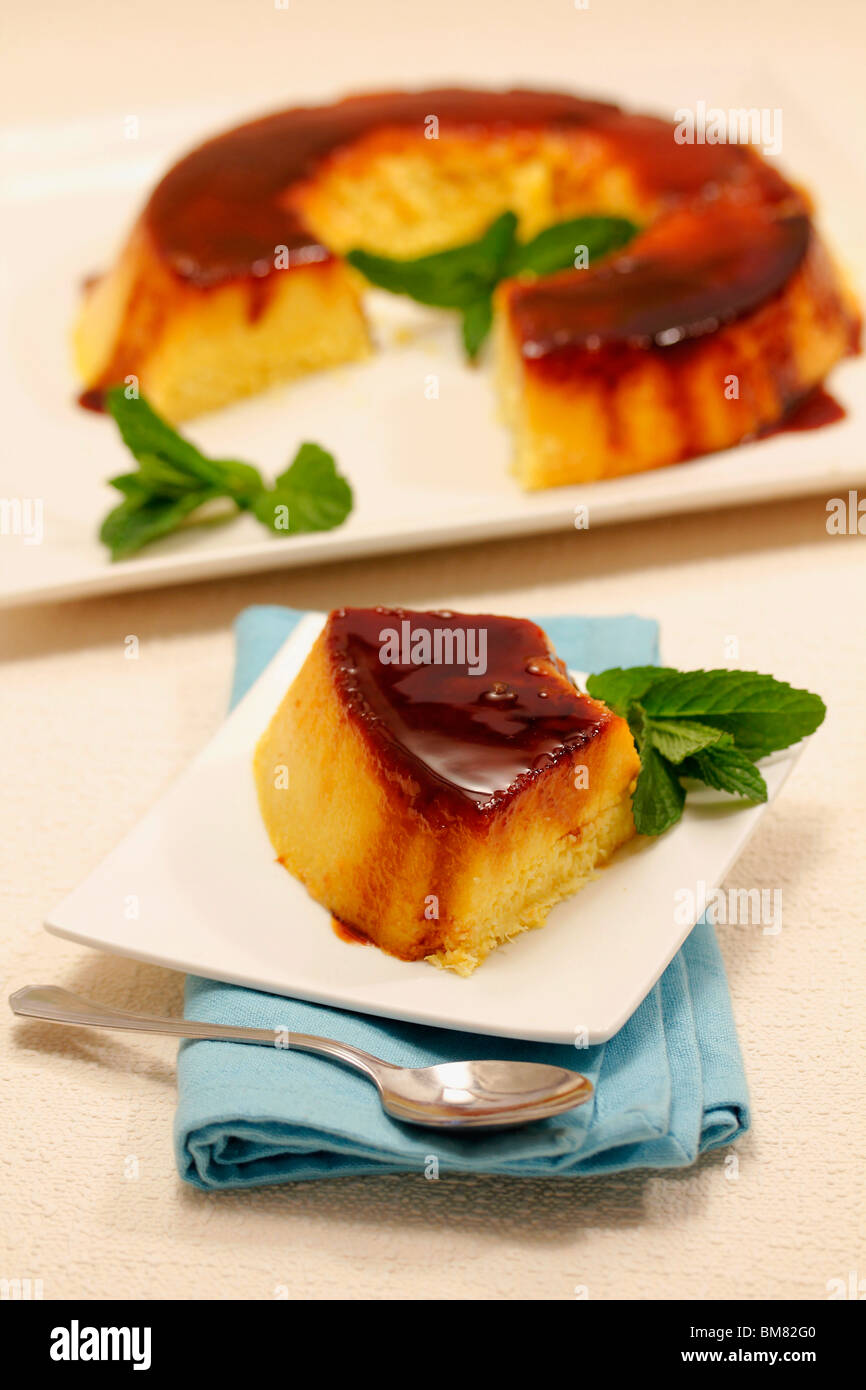 Budino di cocco. Passo per passo: PGCF7W-PGCF7Y-PGCF86-PGCF8J Foto Stock