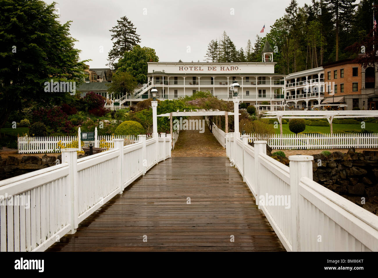 Hotel de Haro, Roche Harbor, San Juan Island, Washington. Hotel storico dal 1886 circondato da splendidi giardini. Foto Stock