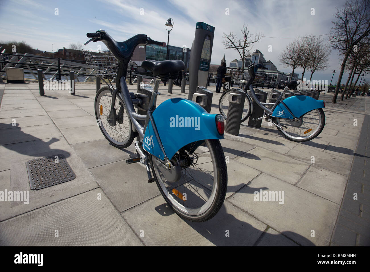 Dublino si unisce alla lista delle grandi città per avere la sua propria bike sharing, compresi Siviglia, Bruxelles, Vienna, Parigi Foto Stock