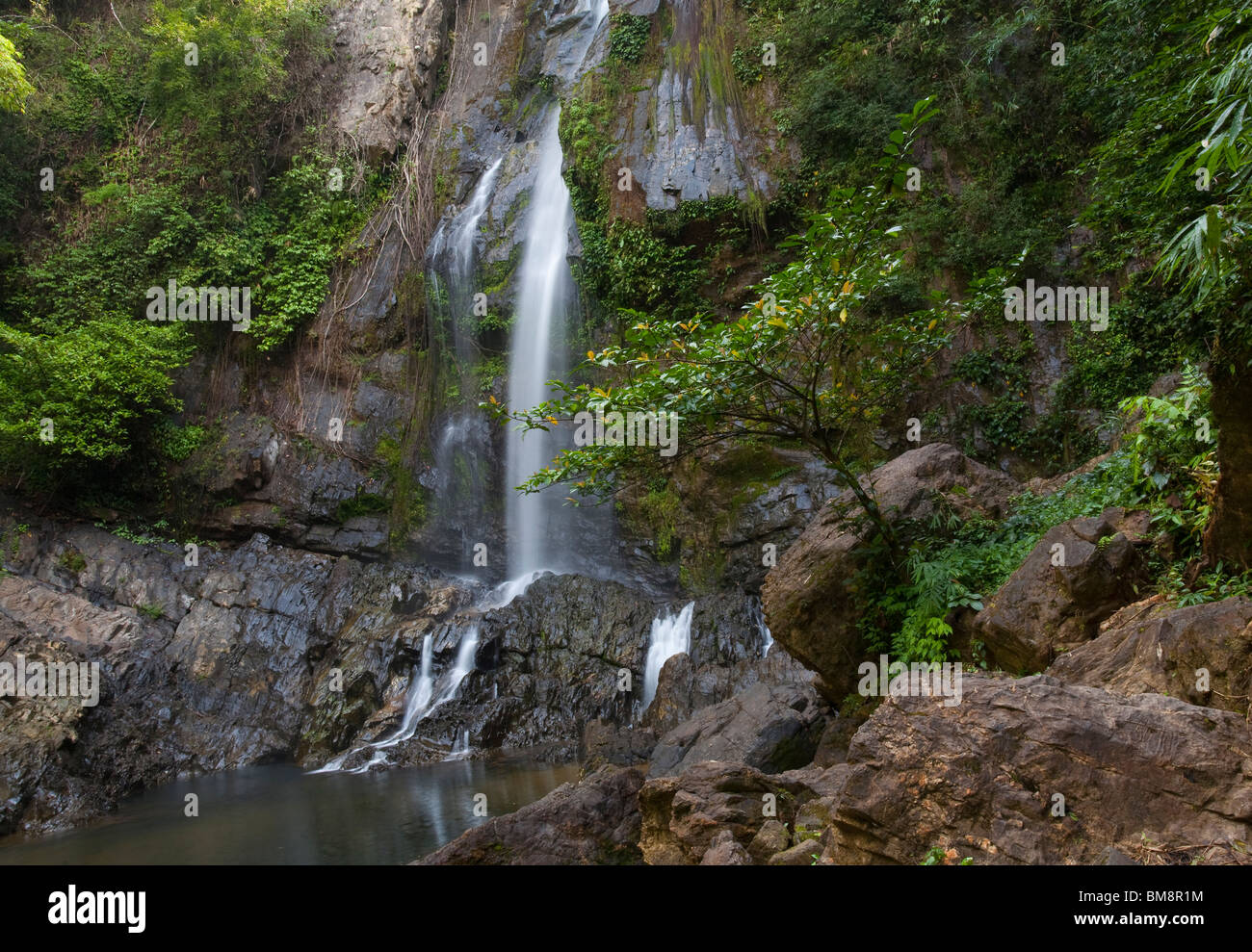 Tam Nang cascata, Sri Phang Nga National Park, nel sud della Thailandia. Foto Stock