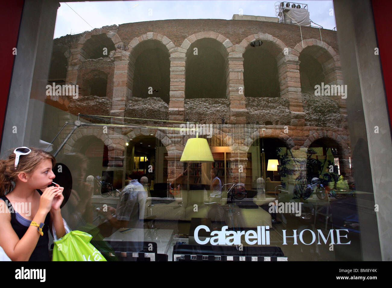 L'anfiteatro romano, l'Arena di Verona, nel nord Italia. Foto Stock