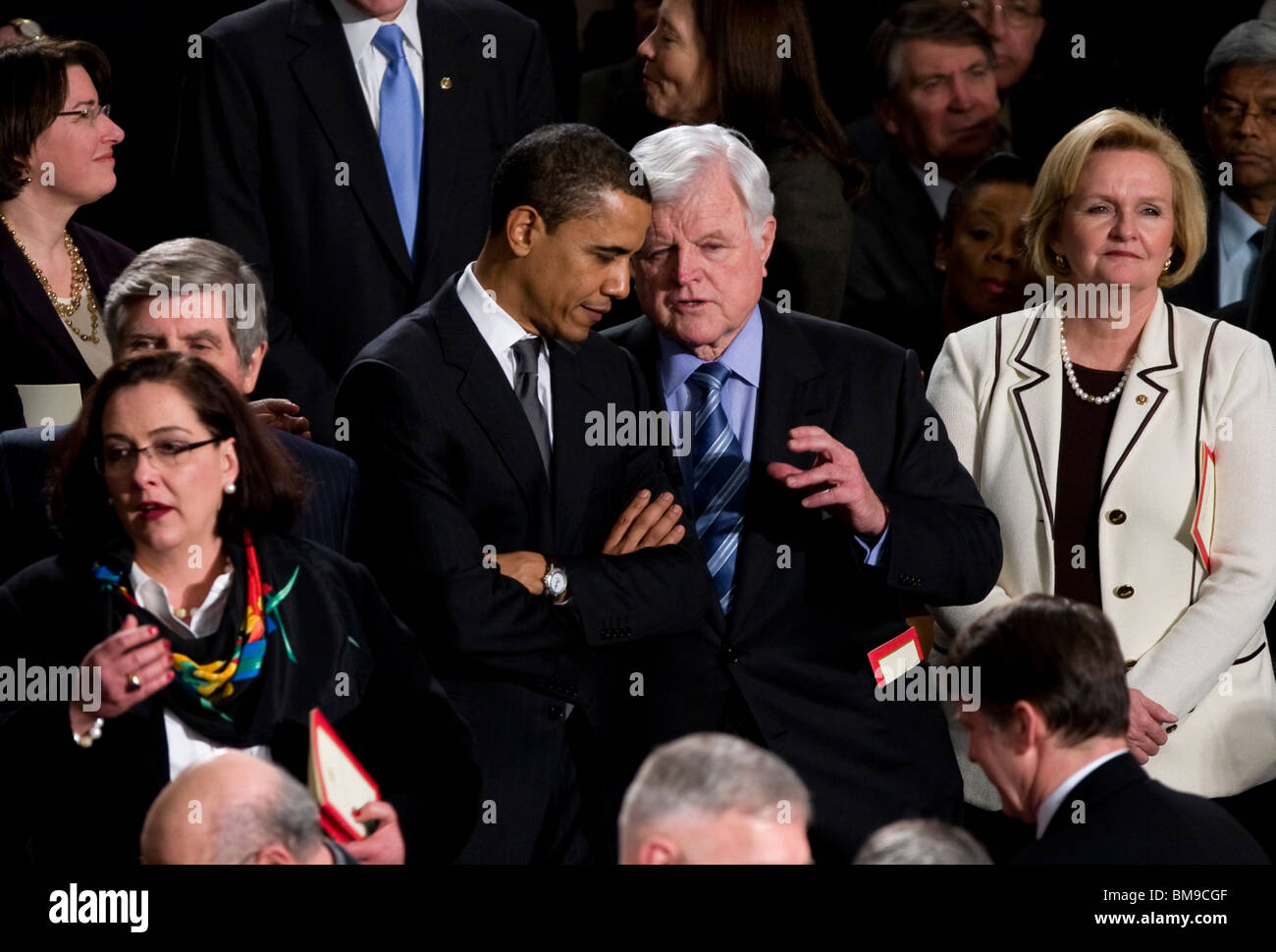 Il candidato presidenziale Barack Obama e il senatore Ted Kennedy durante il discorso sullo stato dell'Unione. Foto Stock