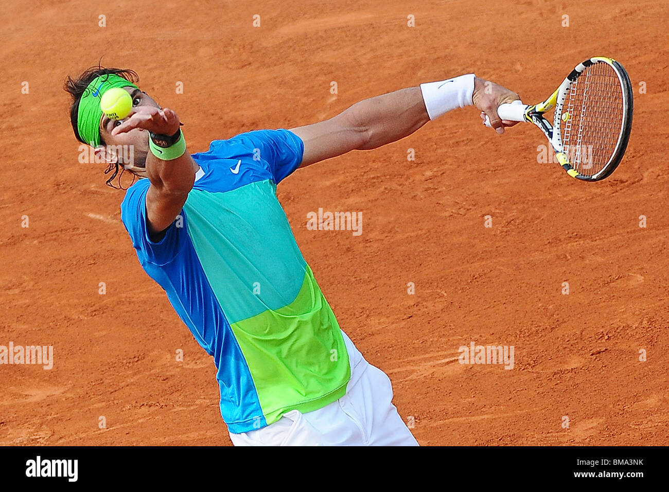 Rafael Nadal (ESP) competono al 2010 francesi aperti Foto Stock