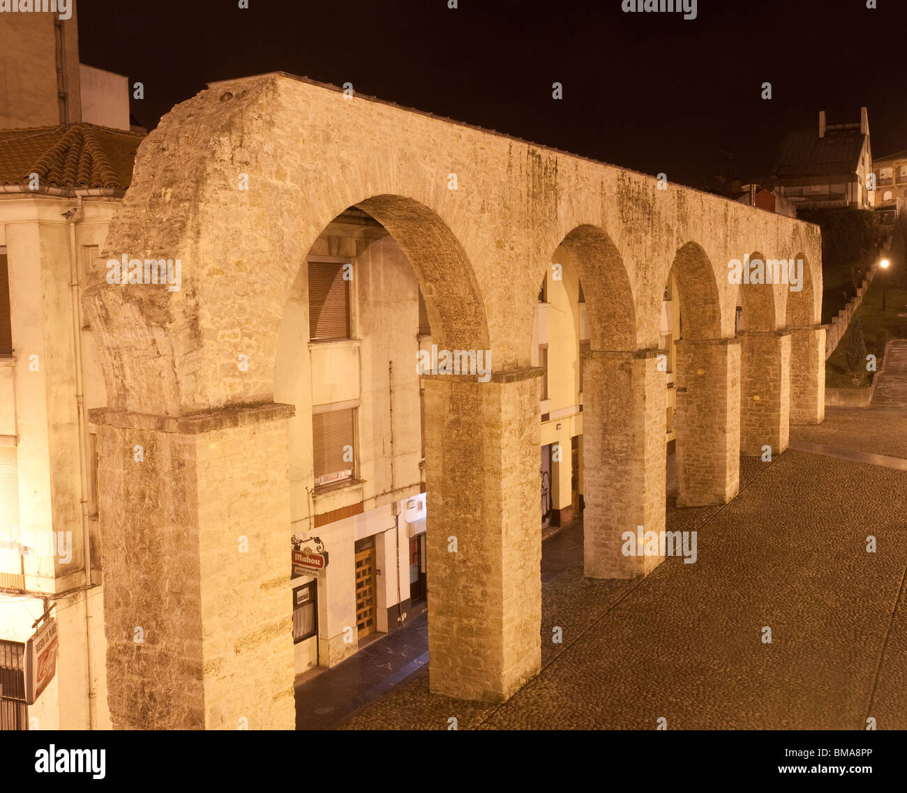 Rovine dell'Acquedotto Storico di Oviedo Spagna Foto Stock