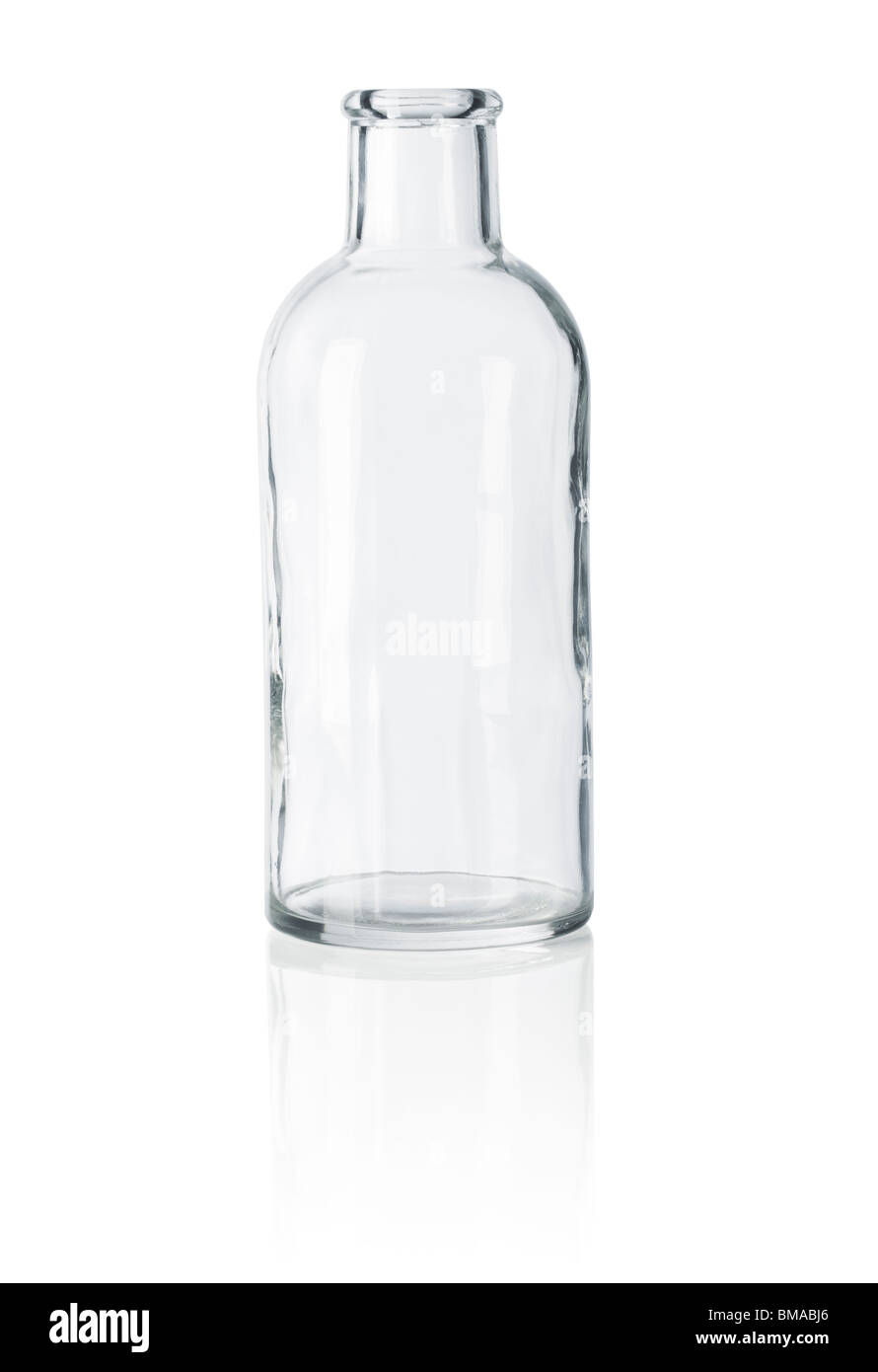Vecchia bottiglia in vetro bianco su sfondo riflettente Foto Stock