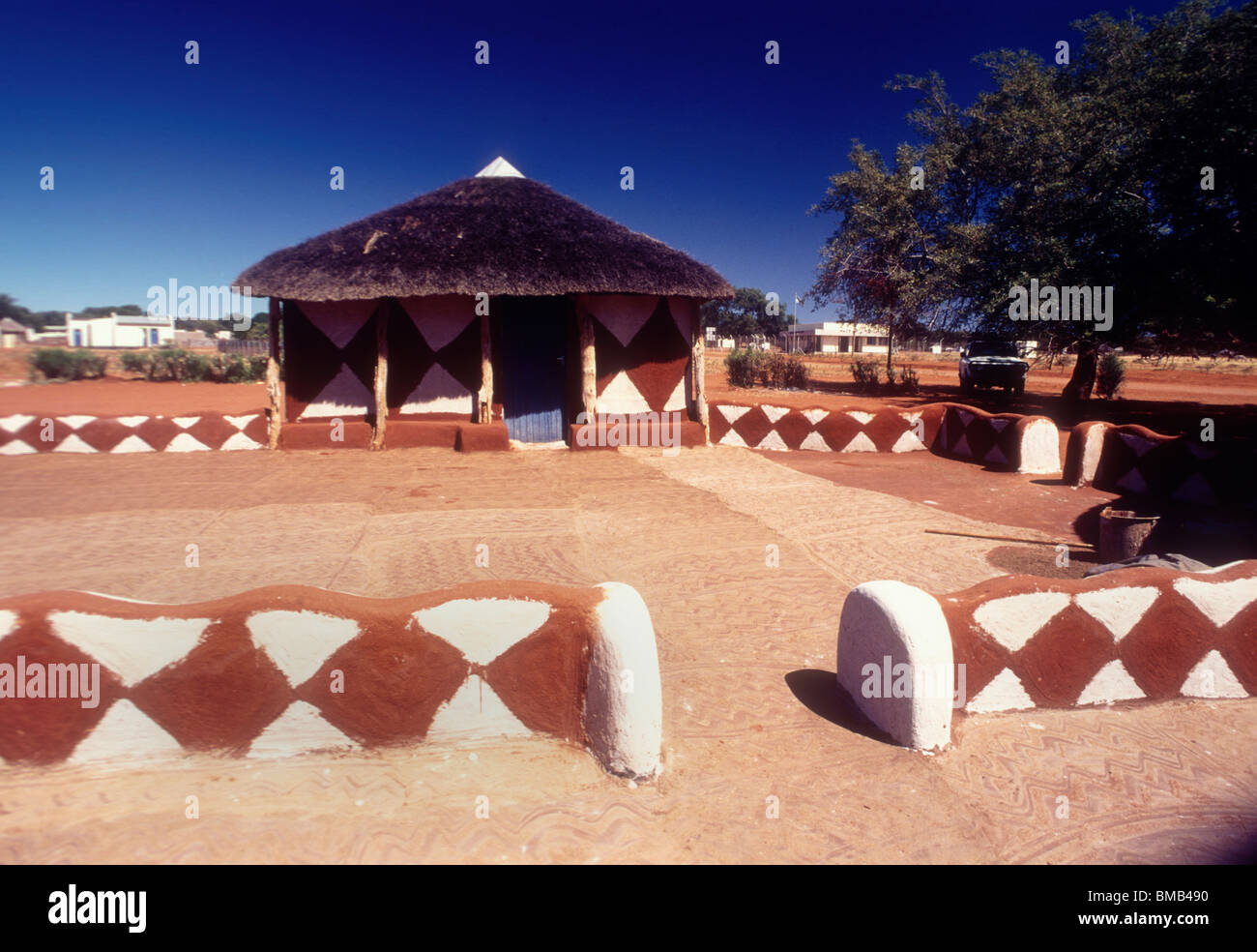 Decorazioni tradizionali capanne di fango Foto Stock