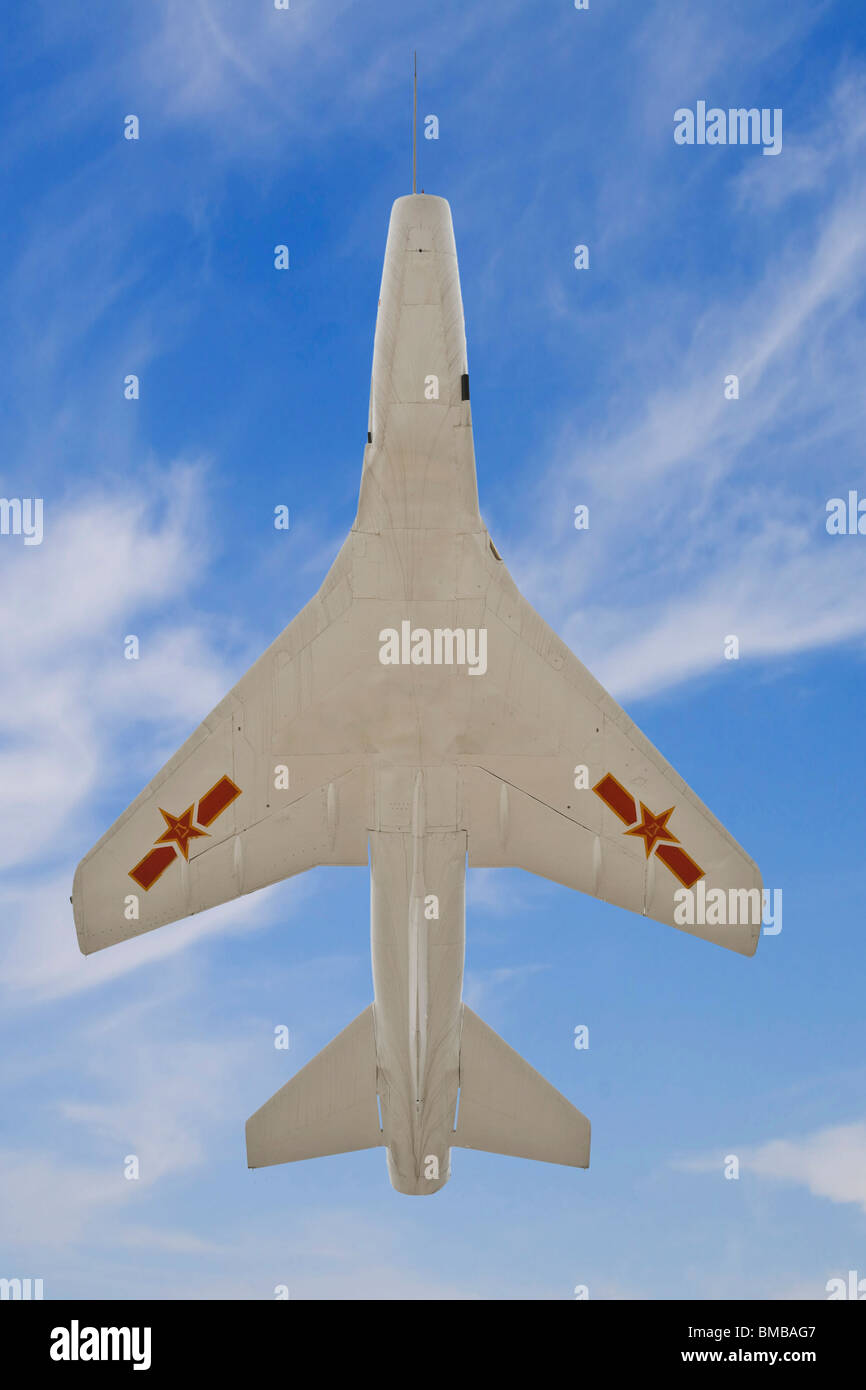 Un cinese jet da combattimento nel cielo la Cina Foto Stock